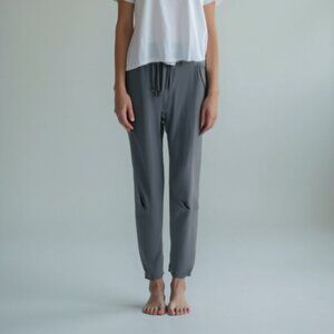 ❤️ TNA Aritzia Gray joggers Pants S